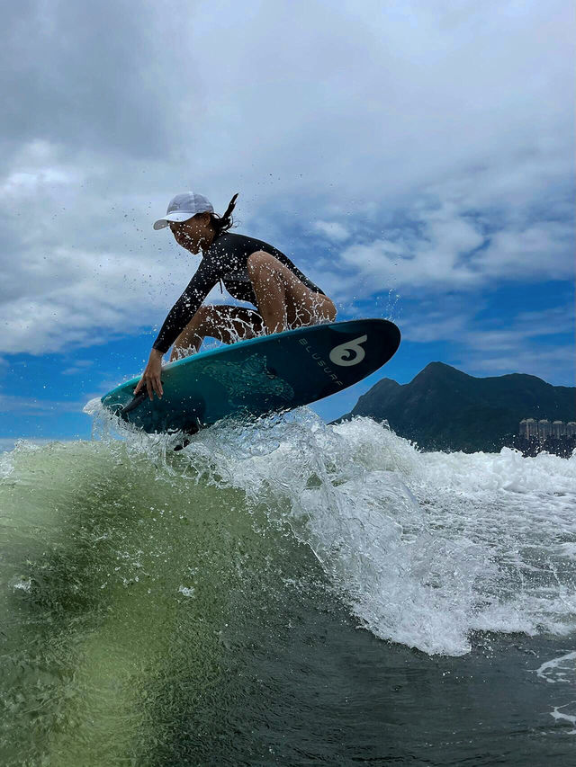🌊香港大埔科學園尾波衝浪，超燃體驗！