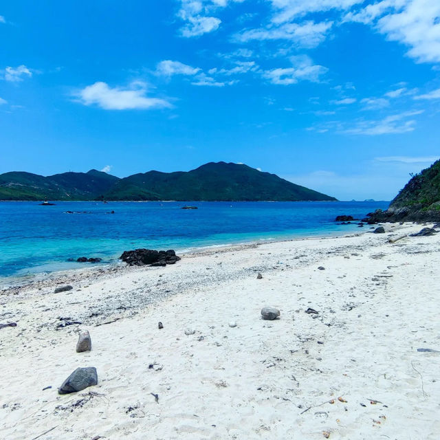🌊西貢浪芒灣｜隱藏版玻璃海！搭船10分鐘直達珊瑚天堂✨