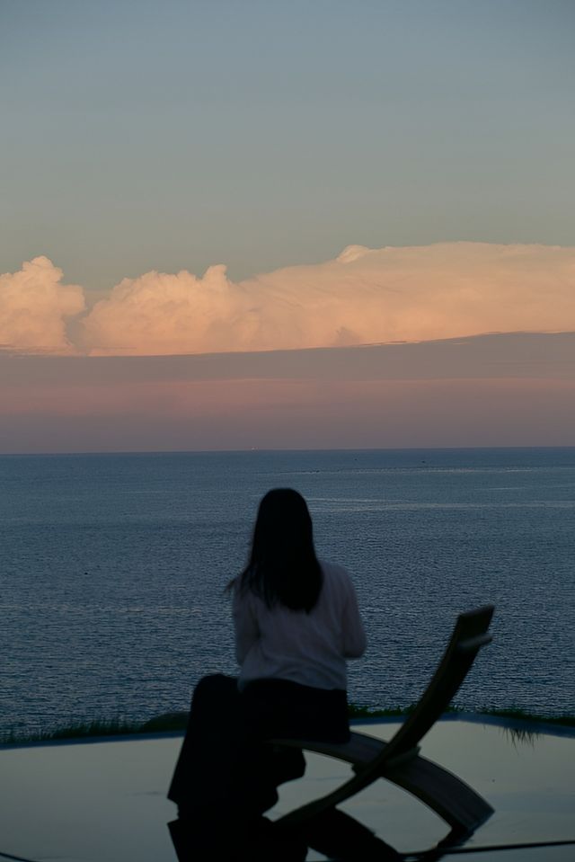 一間大屋，面朝大海，春暖花開！