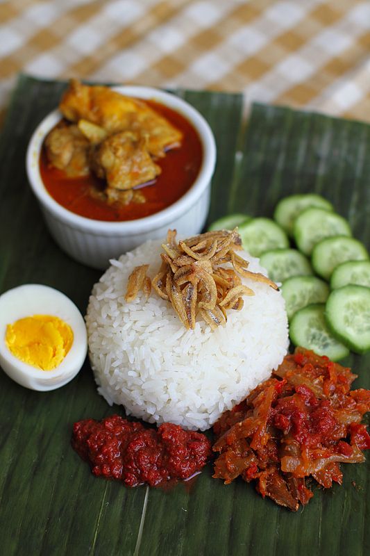 Go on a Foodie Adventure in Kuala Lumpur! ✈️ 🌏
