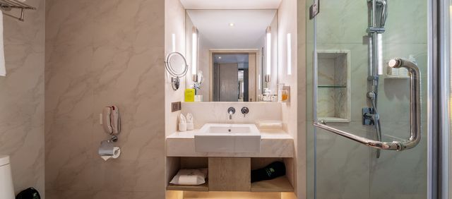 Holiday Inn Kunming City Centre | Summer City Walk Check-in Guide