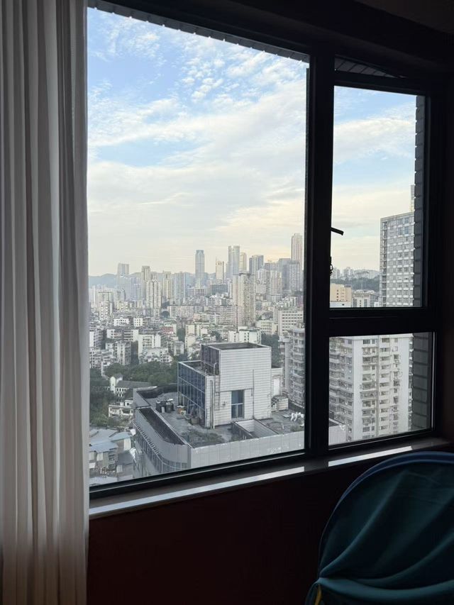 📸 Mountain City Chongqing is truly breathtaking! 📸 Mountain City Chongqing is truly breathtaking!