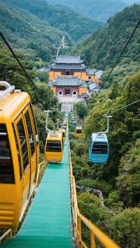安徽九華山，中國四大佛教名山之一