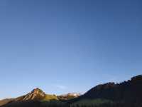 新疆唐布拉十里畫廊｜房車露營+草原治癒之旅