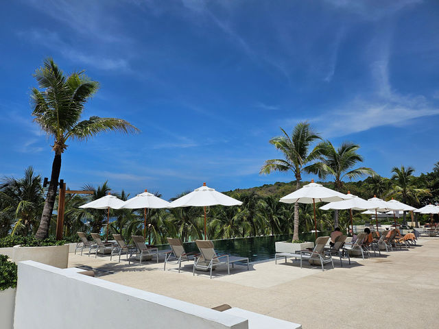 普吉島大皇帝島的度假天堂：拉查酒店 | The Racha  評分|獲獎 拉查酒店地理位置優越