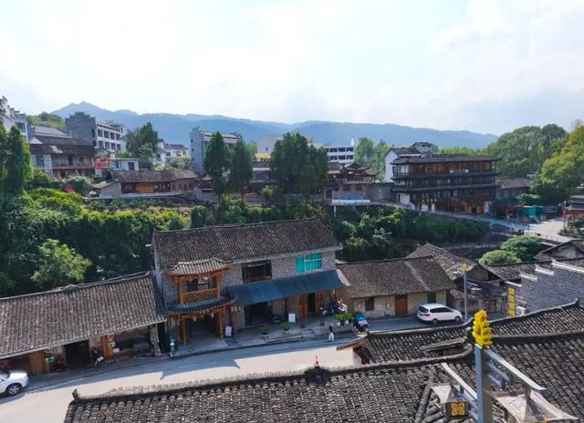 《芙蓉鎮懸園觀景庭院民宿：古色古香院落裡，沉浸式體驗土家風情》