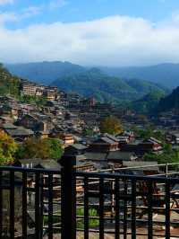 千戶苗寨住山野民宿真的太爽了