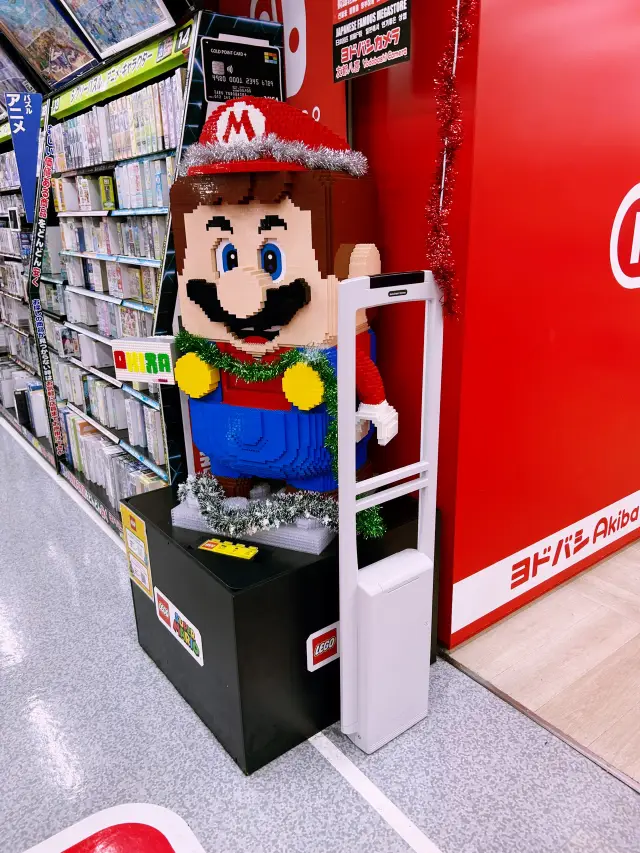 秋葉原電器街：迷路也開心的寶藏宇宙 ⚡️🕹️