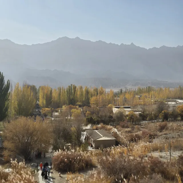 大美新疆之闖入溫宿大峽谷紅色世界