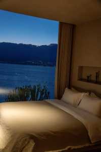 住進畫裡,當一天海的主角