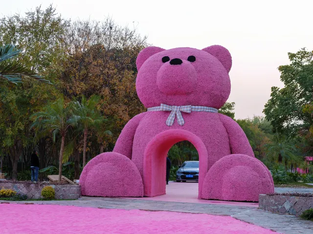 和閨蜜在粉沙灣，拍爆內存！