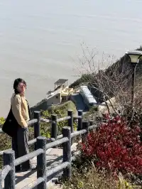 白天濟州島,晚上聖托里尼的神仙小鎮