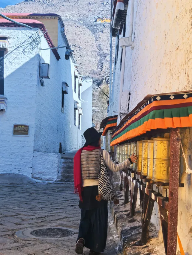 西藏day3|色拉寺 ·冬日拉薩鮮活的午後 西藏day3|色拉寺 ·冬日拉薩鮮活的午後