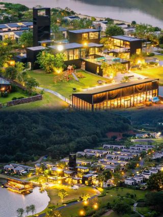 ทุกอย่างที่โรงแรมไวท์สวอนรับประกันได้ว่ายอดเยี่ยม! โรงแรมที่ตั้งอยู่ในป่าไผ่อันเงียบสงบแห่งนี้เป็นสถานที่ที่ครอบครัวที่มีเด็กๆ ไม่ควรพลาดอย่างยิ่ง