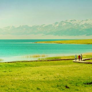 Barkol Lake, Xinjiang | A Hidden Summer Getaway! A Healing Paradise Nestled in the Eastern Tianshan Mountains
