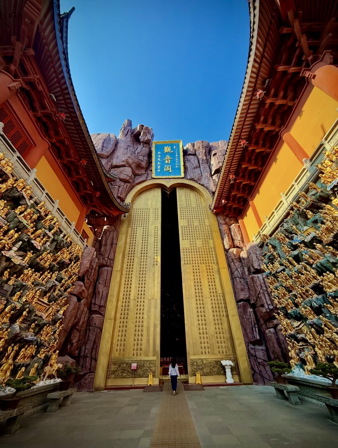 Donglin Temple: The "Buddhist Kingdom in the Sky" Hiding in Shanghai 🏯