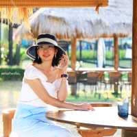 Miss T Cafe & Restaurant คาเฟ่สุดชิคริมทะเลหัวหิน