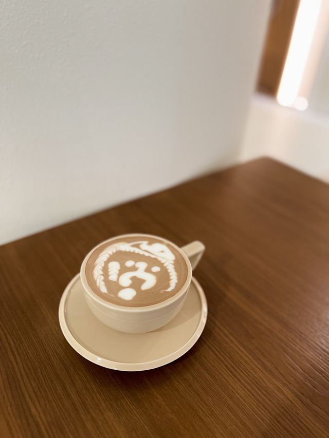  超大間靚靚打卡咖啡店