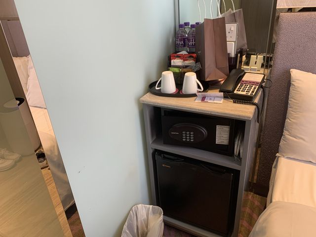 荃灣絲麗酒店🏨