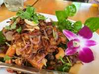 เอื้องหลวงจันท์  รีสอร์ท &คาเฟ่