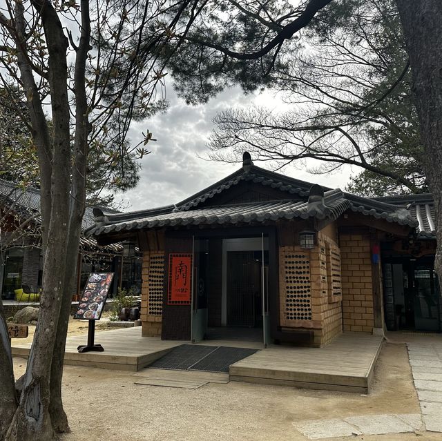 春川市-南怡島