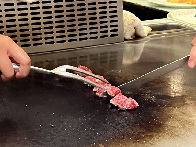 台中夏慕尼文心店｜和牛套餐，麵包、櫻花蝦炒飯可以續點