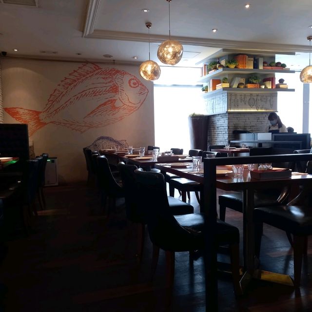 食半自助餐吹水勝地