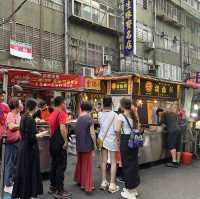 台北有名的觀光夜市-饒河夜市