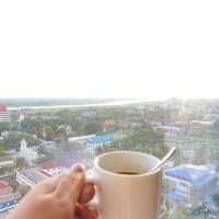 หนีร้อนไปพักผ่อนที่ลาว Landmark Vientiane Center 