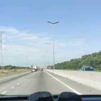 PULAU INDAH HIGHWAY WITH GREEN AND BLUE VIEW