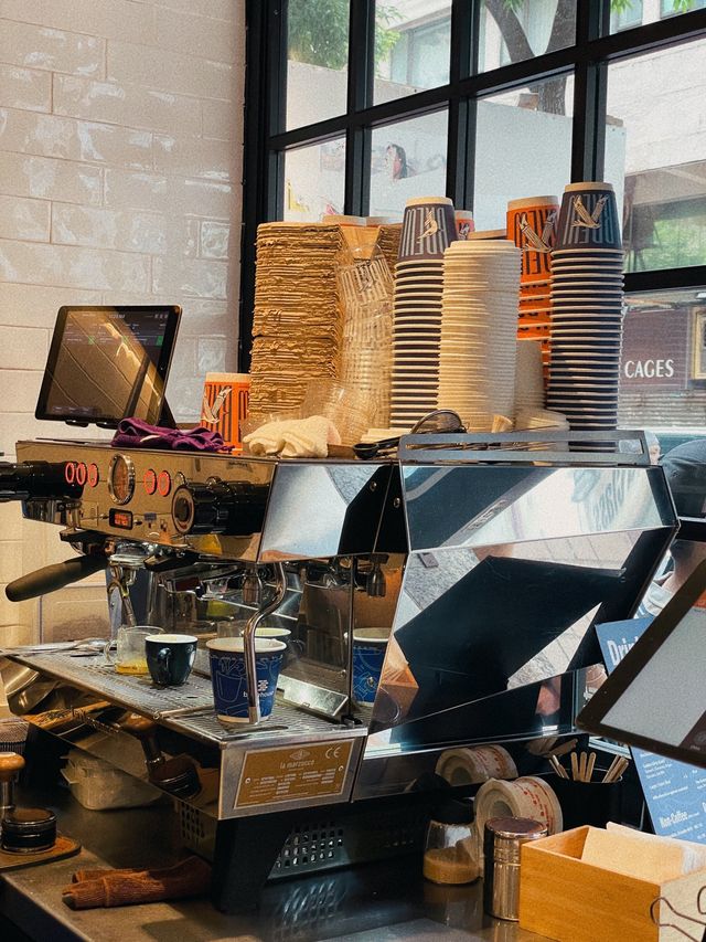 BAKEHOUSE พาชิมทาร์ตไข่ร้านดังย่านจิมซาจุ่ย