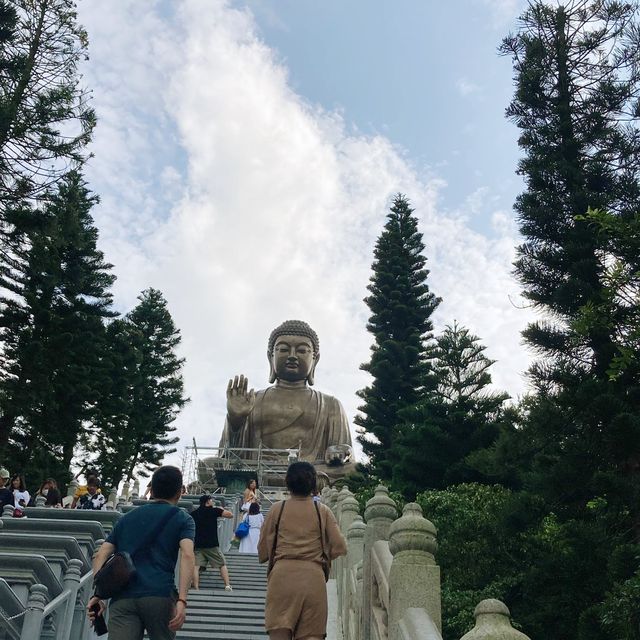 Tian Tan Buddha