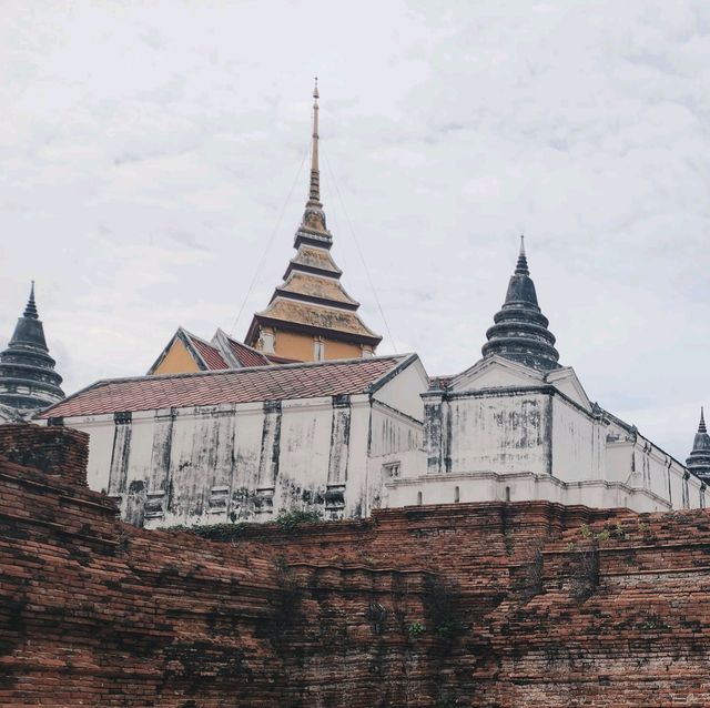ปราสาทนครหลวง