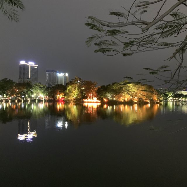 베트남 하노이 🇻🇳✈️ 야경은 호안끼엠 호수가 짱👍🏼