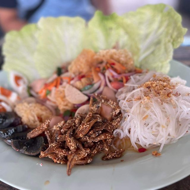 Area 53 ร้านวินเทจริมคลอง