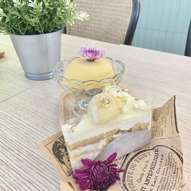 Durianism Cafe 