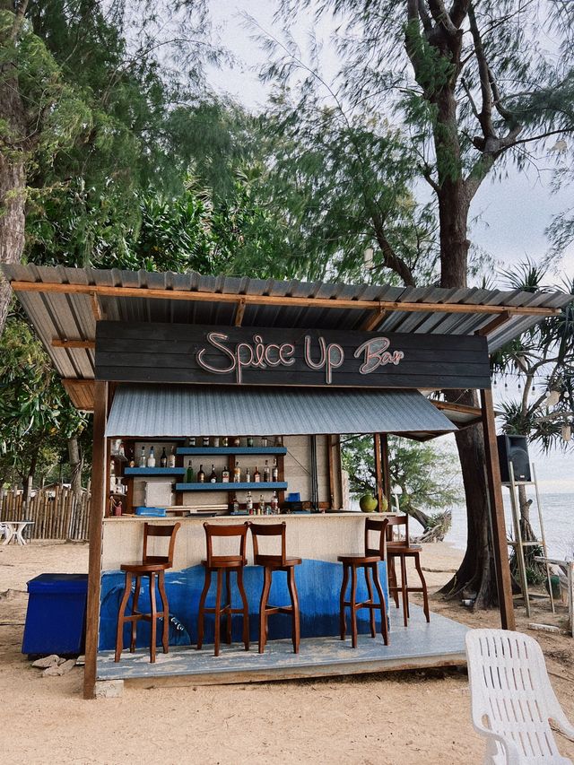 ร้านอาหารทะเลบรรยากาศดี @ จันทบุรี