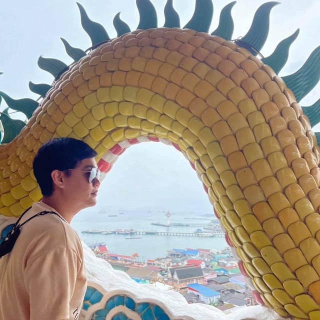 ศาลเจ้าพ่อเขาใหญ่ เกาะสีชัง