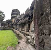 Angkor Wat: A Timeless Marvel 🇰🇭