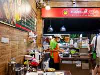 【タイ・バンコク】日本人好みな味の老舗バミー店🍜