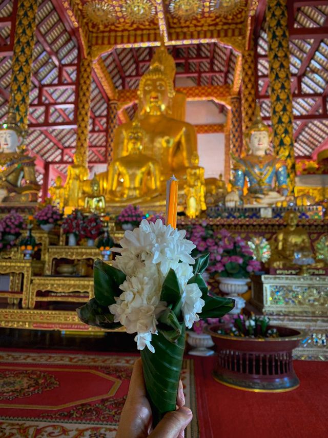 ย้อนเวลาไปพระอารามหลวงที่เชียงใหม่