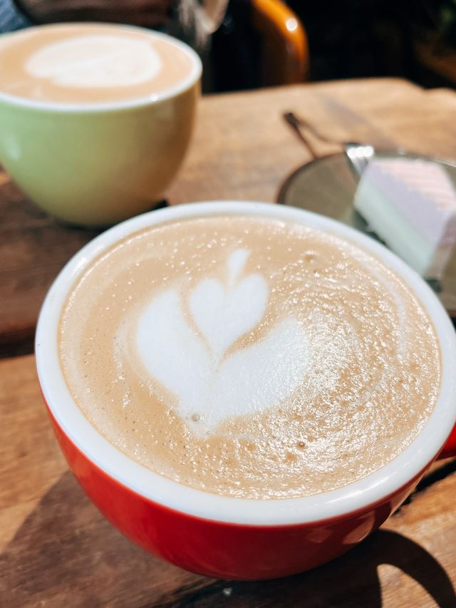 ☕️台北美食探店Ｘ預見日好 大稻埕裡的老宅咖啡廳