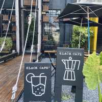 Shade House Phuket  