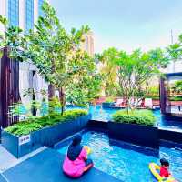 🇲🇾 Swimming Pool with a View @ Parkroyal Collection Kuala Lumpur