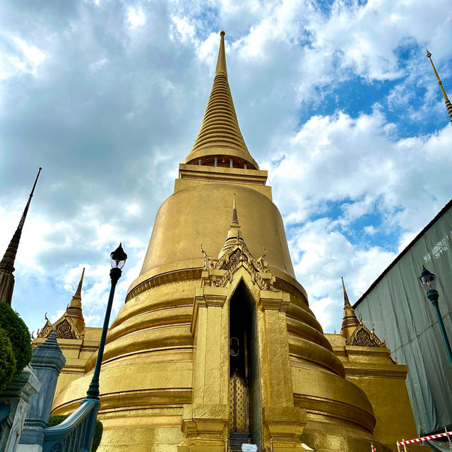 【タイ/バンコク】タイの三大寺院の一つ「ワットプラケオ」