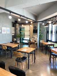 ソウル《江南》贅沢!! 栄養たっぷり莞島産のあわび粥