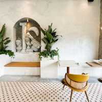 Nimmies Pastry Cafe