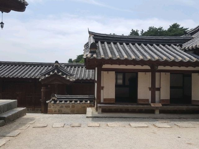 The Yangban house in Gangneung, Seongyojang House