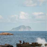 「臺北瑞芳區陰陽海」獨特海水顏色，不容錯過！