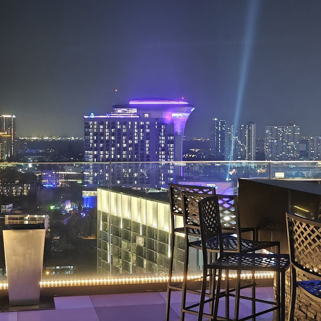 🥂Rooftop Terrace, Holiday Inn, Pattaya